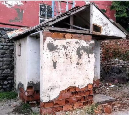 Azərbaycanda məktəbdə biabırçılıq - FOTO Azərbaycanda məktəbdə biabırçılıq - FOTO