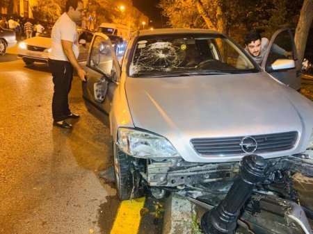 Bakıda sərxoş piyadanı avtomobil vurub - FOTO Bakıda sərxoş piyadanı avtomobil vurub - FOTO
