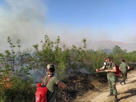 Yanğının söndürülməsinə helikopter və 26 texnika cəlb edildi – FOTO
