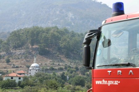 FHN-in Türkiyəyə yollanan üçüncü yanğın-xilasetmə qrupu Muğla şəhərində fəaliyyətə başlayıb