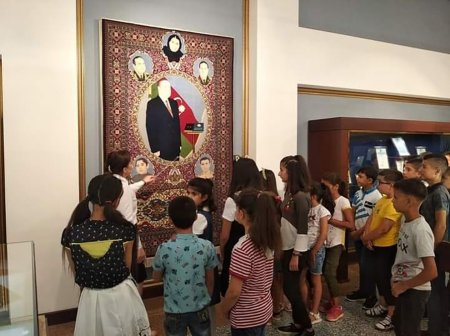 Uşaqlar üçün təşkil edilən ekskursiya onlarda xoş təəssürat yaradıb Uşaqlar üçün təşkil edilən ekskursiya onlarda xoş təəssürat yaradıb