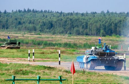Tankçılarımız “Tank biatlonu” müsabiqəsində yarımfinal mərhələsinə vəsiqə qazanıblar Tankçılarımız “Tank biatlonu” müsabiqəsində yarımfinal mərhələsinə vəsiqə qazanıblar