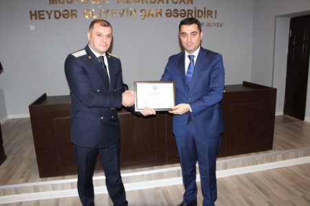 Yevlaxda prokurorluq işçilərinin peşə bayramı qeyd edilib Yevlaxda prokurorluq işçilərinin peşə bayramı qeyd edilib