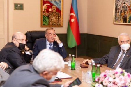 Eldar Quliyev: Müzəffər Ali Baş Komandan İlham Əliyevin dəmir yumruğu Ermənistan ordusu haqqındakı mifi darmadağın etdi Eldar Quliyev: Müzəffər Ali Baş Komandan İlham Əliyevin dəmir yumruğu Ermənistan ordusu haqqındakı mifi darmadağın etdi