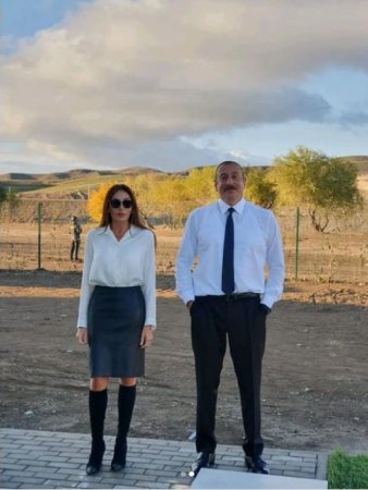 Birinci vitse-prezident Mehriban Əliyeva rəsmi instaqram səhifəsində Zəngilan rayonunun Ağalı kəndindən fotolar paylaşıb