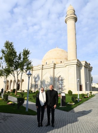Şamaxıdakı Pirsaat Baba ziyarətgah-məscid kompleksinin bərpa və yenidənqurmadan sonra açılışı olub