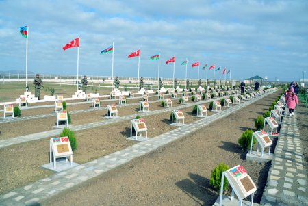 Zəfər Günü münasibətilə hərbi hissədə tədbir keçirilib