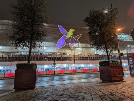 London şəhərində 6 bina Azərbaycan bayrağının rəngləri ilə işıqlandırılıb