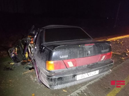 Azərbycanda gecə saatlarında dəhşət: Ölən və yaralılar var Azərbycanda gecə saatlarında dəhşət: Ölən və yaralılar var