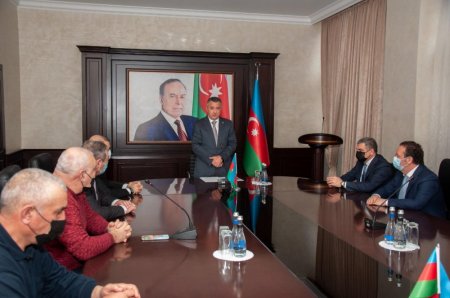 Nərimanov rayonunda ümummilli lider Heydər Əliyevin xatirəsi anılıb Nərimanov rayonunda ümummilli lider Heydər Əliyevin xatirəsi anılıb