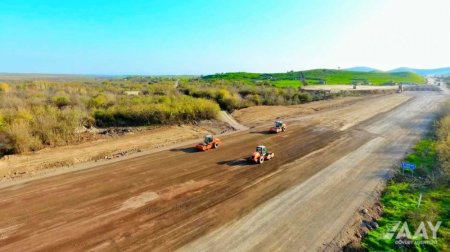 Füzuli-Hadrut avtomobil yolunun tikintisi sürətlə davam etdirilir