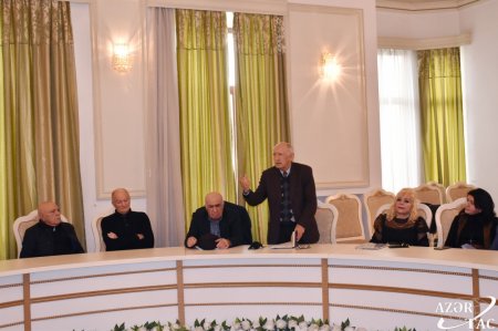 Görkəmli şair Nazim Hikmətin anadan olmasının 120 illiyi qeyd edilib