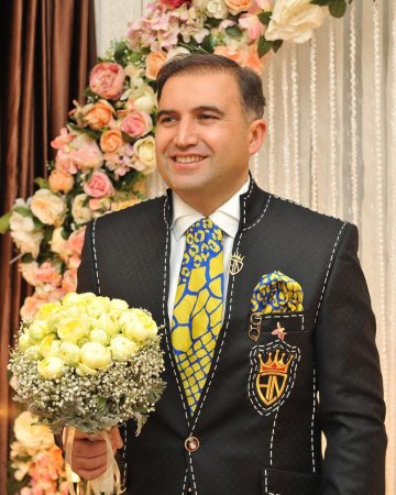 Hacı Nuran görün kiminlə ailə həyatı qurur. Hacı Nuran görün kiminlə ailə həyatı qurur.