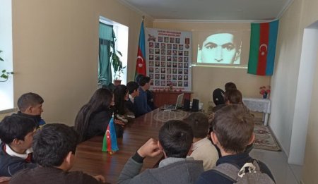 Azərbaycanda intellektual, bilikli, vətənpərvər gənclik yetişib Azərbaycanda intellektual, bilikli, vətənpərvər gənclik yetişib