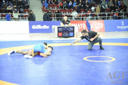 Güləş üzrə Azərbaycan çempionatının ilk gününün qalibləri müəyyənləşib Güləş üzrə Azərbaycan çempionatının ilk gününün qalibləri müəyyənləşib