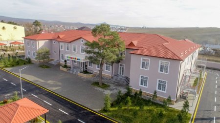 Şamaxı rayonunda körpələr evi-uşaq bağçasının və yeni məktəb binasının açılışı olub Şamaxı rayonunda körpələr evi-uşaq bağçasının və yeni məktəb binasının açılışı olub