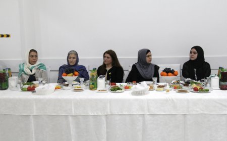 Bakıda şəhid ailələri və qazilər üçün iftar süfrəsi açılıb