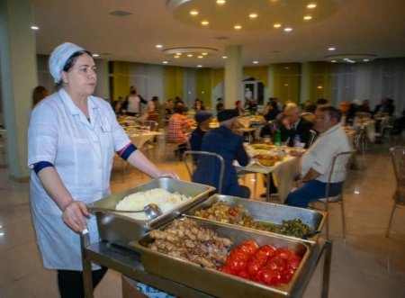 Birinci vitse-prezident Mehriban Əliyeva Ramazan bayramı münasibətilə paylaşım edib Birinci vitse-prezident Mehriban Əliyeva Ramazan bayramı münasibətilə paylaşım edib