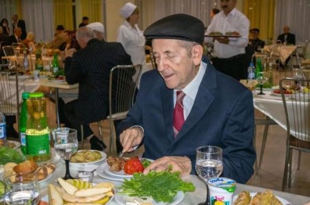 Birinci vitse-prezident Mehriban Əliyeva Ramazan bayramı münasibətilə paylaşım edib Birinci vitse-prezident Mehriban Əliyeva Ramazan bayramı münasibətilə paylaşım edib