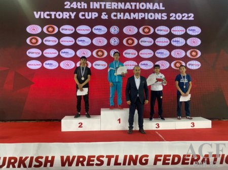 Yeniyetmə güləşçilərimiz beynəlxalq turnirin ilk iki günündə 12 medal qazanıblar Yeniyetmə güləşçilərimiz beynəlxalq turnirin ilk iki günündə 12 medal qazanıblar