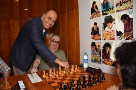 Veteran şahmatçılar arasında ölkə çempionatı başlayıb
