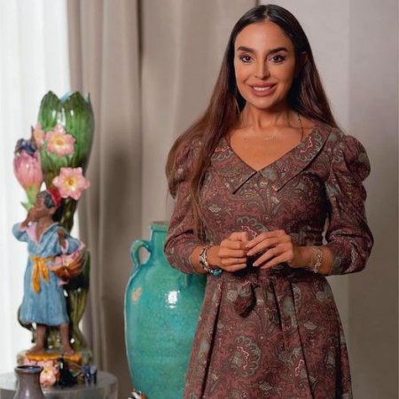 DOĞUM GÜNÜNÜZ MÜBARƏK LEYLA XANIM - FOTO