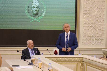 Çingiz Fərzəliyev Özbəkistan Rəssamlıq Akademiyasının “Fəxri Akademiki” adına layiq görülüb