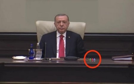 Ərdoğandan Azərbaycanla bağlı JEST - FOTO Ərdoğandan Azərbaycanla bağlı JEST - FOTO