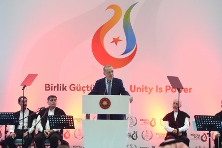 Beşinci İslamiadanın açılış mərasimində iştirak edən dövlət, hökumət və nümayəndə heyətləri başçılarının şərəfinə şam yeməyi verilib YENİLƏNİB Beşinci İslamiadanın açılış mərasimində iştirak edən dövlət, hökumət və nümayəndə heyətləri başçılarının şərəfinə şam yeməyi verilib YENİLƏNİB