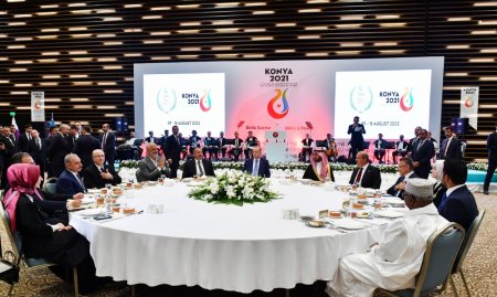 Beşinci İslamiadanın açılış mərasimində iştirak edən dövlət, hökumət və nümayəndə heyətləri başçılarının şərəfinə şam yeməyi verilib YENİLƏNİB Beşinci İslamiadanın açılış mərasimində iştirak edən dövlət, hökumət və nümayəndə heyətləri başçılarının şərəfinə şam yeməyi verilib YENİLƏNİB