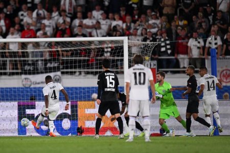 UEFA Super Kuboku: “Real Madrid” komandası matçın birinci hissəsindən sonra hesabda öndədir