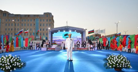 “Dəniz Kuboku” müsabiqəsinin bağlanış mərasimi keçirilib - FOTOLAR “Dəniz Kuboku” müsabiqəsinin bağlanış mərasimi keçirilib - FOTOLAR