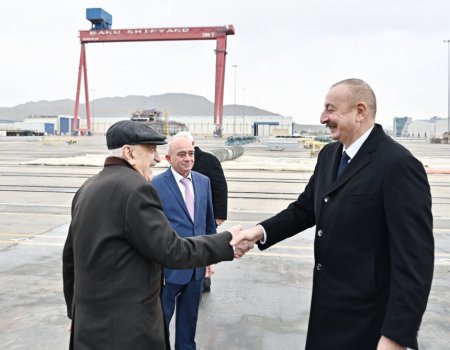 “Akademik Xoşbəxt Yusifzadə” tankeri istismara verilib Prezident İlham Əliyev mərasimdə iştirak edib “Akademik Xoşbəxt Yusifzadə” tankeri istismara verilib Prezident İlham Əliyev mərasimdə iştirak edib