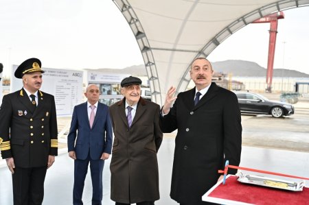 “Akademik Xoşbəxt Yusifzadə” tankeri istismara verilib Prezident İlham Əliyev mərasimdə iştirak edib “Akademik Xoşbəxt Yusifzadə” tankeri istismara verilib Prezident İlham Əliyev mərasimdə iştirak edib