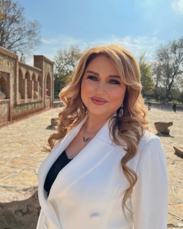 Mələkxanım Eyyubovanın oğlu görün kim imiş - FOTOSUNU PAYLAŞDI Mələkxanım Eyyubovanın oğlu görün kim imiş - FOTOSUNU PAYLAŞDI