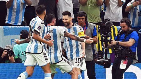 Argentina millisi fasiləyə üstün yollanıb