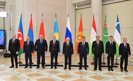 Sankt-Peterburqda MDB dövlət başçılarının iclası keçirilib YENİLƏNİB Sankt-Peterburqda MDB dövlət başçılarının iclası keçirilib YENİLƏNİB