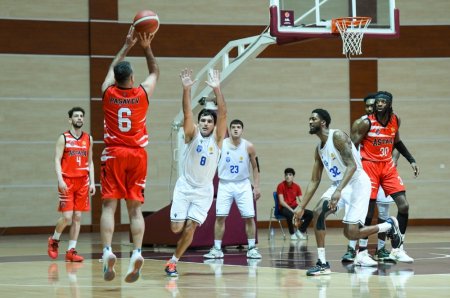 “Sabah” basketbol klubu “Zirvə Astara”ya qalib gəlib - FOTOLAR “Sabah” basketbol klubu “Zirvə Astara”ya qalib gəlib - FOTOLAR
