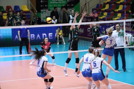 Qadın voleybolçular arasında Azərbaycan çempionatında ilk finalçı məlum olub - FOTOLAR