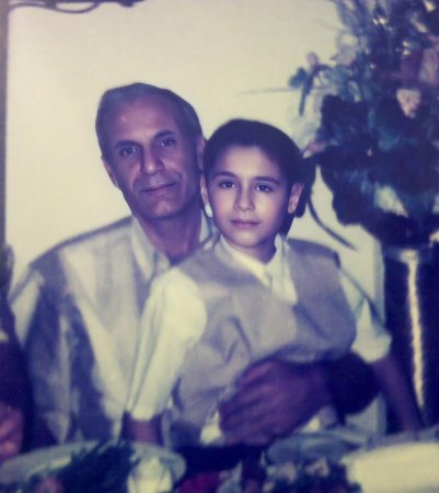 EVİMİZİN BƏZƏYİ BACIM MƏNİM...- FOTO EVİMİZİN BƏZƏYİ BACIM MƏNİM...- FOTO