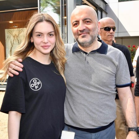 Mübariz Mənsimovun qızının ad günündən görüntülər - FOTOLAR Mübariz Mənsimovun qızının ad günündən görüntülər - FOTOLAR