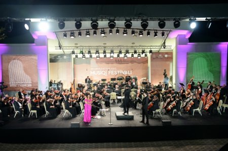 XIII Qəbələ Beynəlxalq Musiqi Festivalının açılış mərasimi olub - FOTOLAR