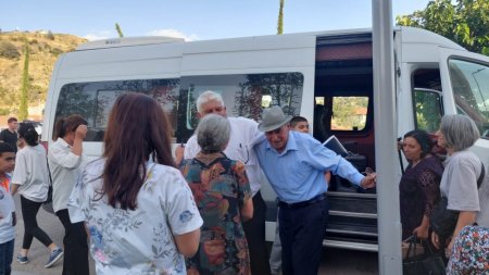 Bu gün daha 23 laçınlı ailə doğma yurduna qovuşub - FOTOLAR Bu gün daha 23 laçınlı ailə doğma yurduna qovuşub - FOTOLAR