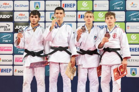 Yeniyetmə cüdoçulardan ibarət millimiz 10 ildən sonra dünya çempionatında qızıl medal qazanıb - FOTOLAR