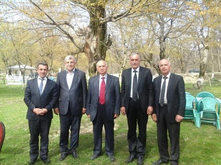 ÖMRÜNÜN MÜDRİKLİK DÖVRÜNÜ YAŞAYAN MÜƏLLİM - FOTOLAR ÖMRÜNÜN MÜDRİKLİK DÖVRÜNÜ YAŞAYAN MÜƏLLİM - FOTOLAR