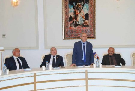 Kəlbəcərli şair Nəbi Dilsuzun kitabının təqdimatı keçirilib -ŞƏKİLLƏR -ŞƏKİLLƏR Kəlbəcərli şair Nəbi Dilsuzun kitabının təqdimatı keçirilib -ŞƏKİLLƏR -ŞƏKİLLƏR