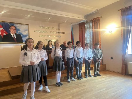 Bərdə rayon Heydər Əliyev Mərkəzində 8 noyabr Zəfər günü münasibətilə "Zəfərin mübarək Azərbaycan " adlı tədbir keçirilmişdir - FOTOLAR Bərdə rayon Heydər Əliyev Mərkəzində 8 noyabr Zəfər günü münasibətilə "Zəfərin mübarək Azərbaycan " adlı tədbir keçirilmişdir - FOTOLAR