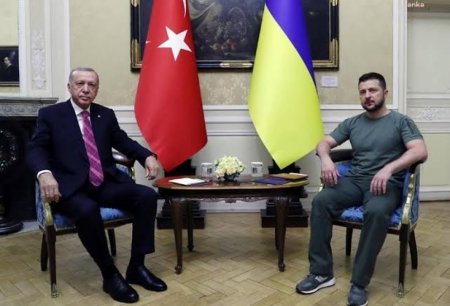Ərdoğan Zelenski ilə regional məsələləri müzakirə edib