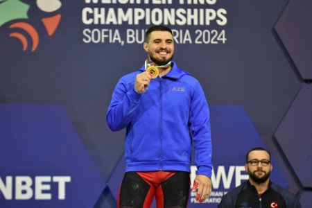 Azərbaycan ağırlıqqaldıranı Avropa çempionatında 3 qızıl medal qazanıb - FOTO