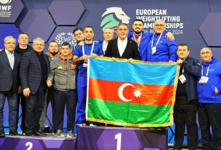 Azərbaycan ağırlıqqaldıranı Avropa çempionatında 3 qızıl medal qazanıb - FOTO